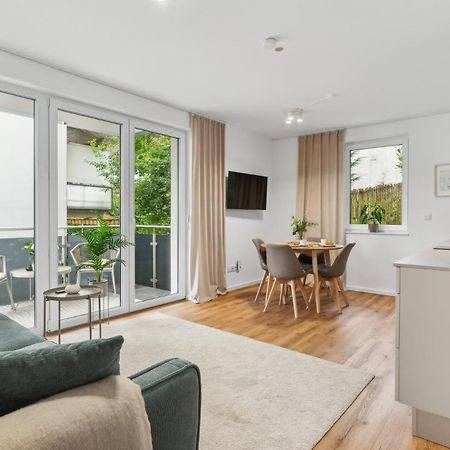 Deluxe Apartment In Bielefeld City Mit Parkplatz Und Balkon Eksteriør billede