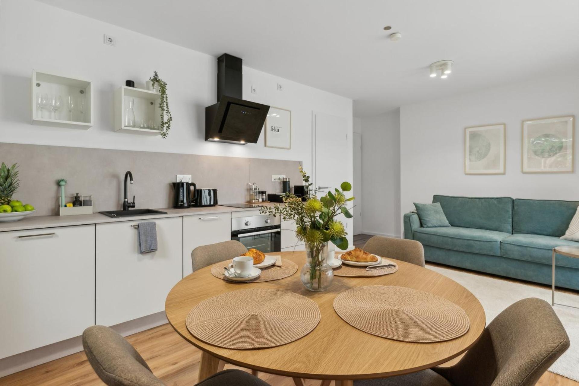 Deluxe Apartment In Bielefeld City Mit Parkplatz Und Balkon Eksteriør billede